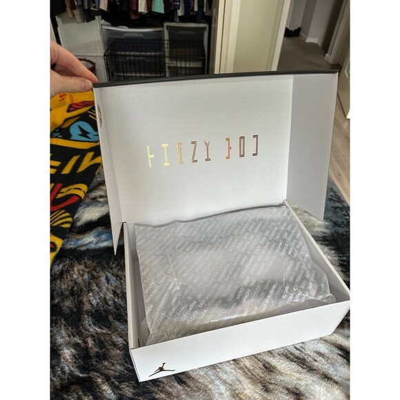 Air Jordan 11 Retro DMP Gratitude Sneakers Size 11 - Picture 10 of 12